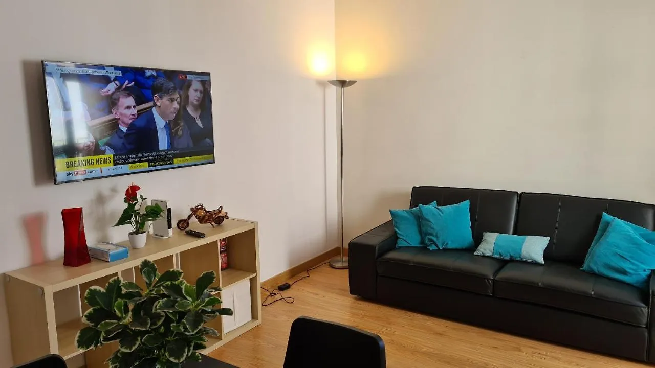 2 Bedroom Flat On Main Street Gibraltar Apartment